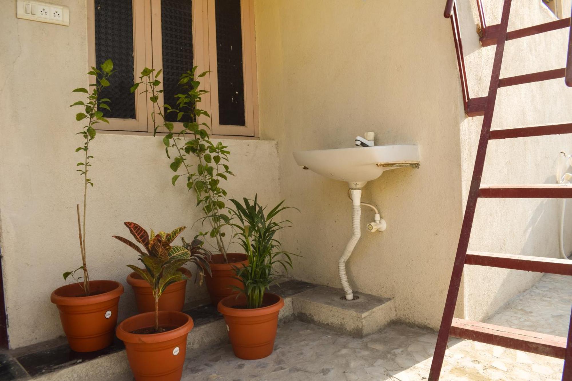 Krish Homestay 3 Tirupati Exterior photo